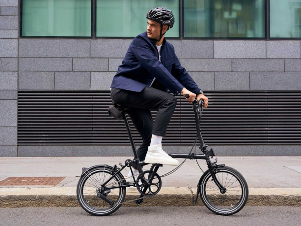 Brompton P Line Urban Hoog Midnight Black Metallic