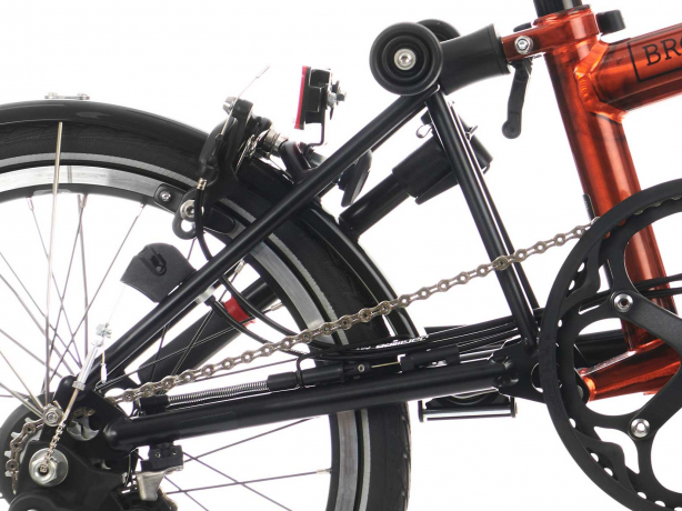 Brompton Achterframe Staal Glansgelakt Zwart