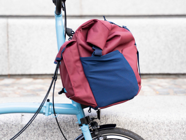 Brompton Roll Top Bag Large Plum Red incl. Frame