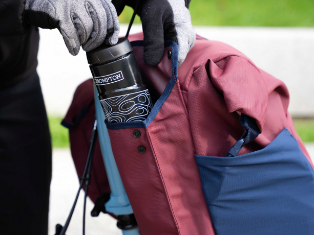 Brompton Roll Top Bag Large Plum Red incl. Frame