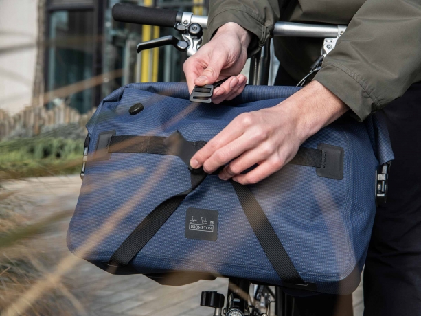 Brompton Borough Waterproof Bag L Navy incl. Frame