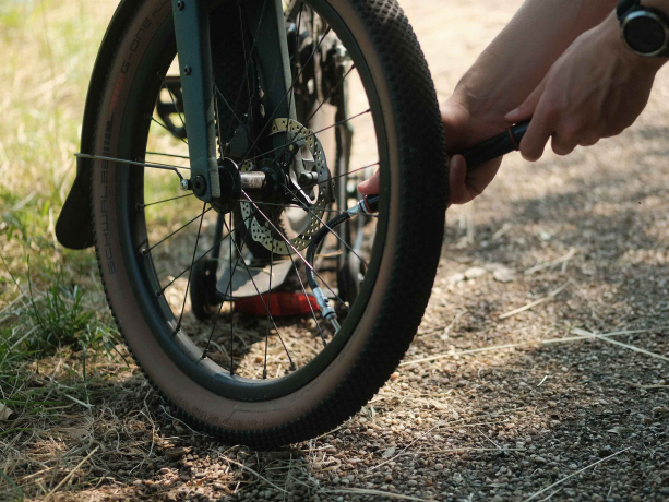 Brompton - Lezyne Pomp Zwart incl. Bevestigingen