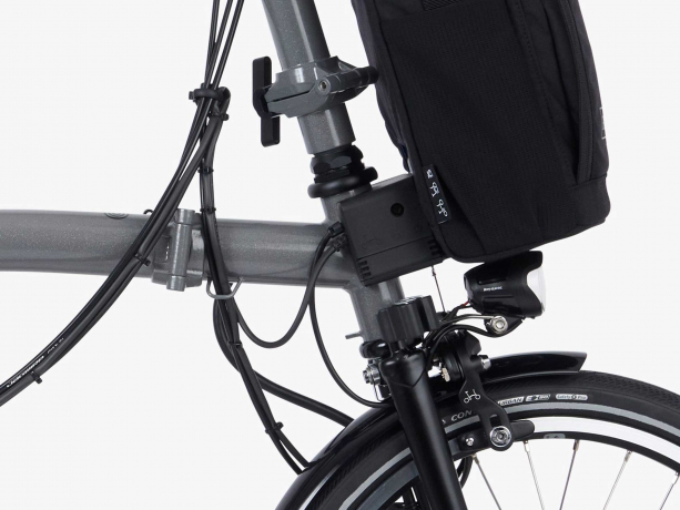 Brompton Electric P Line Urban Hoog met Rack Grijs Metallic