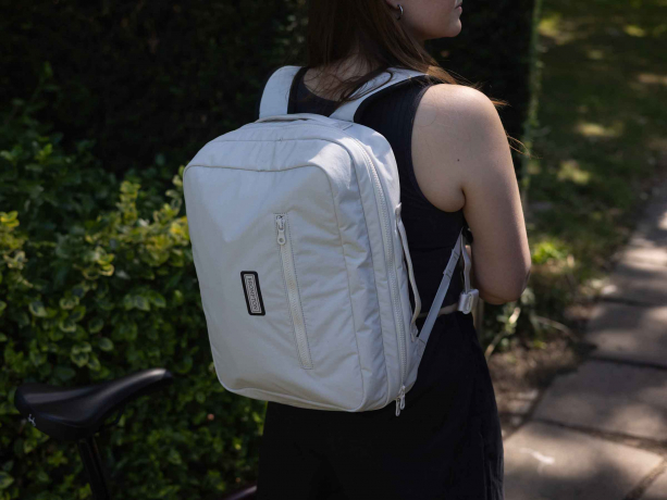 Brompton Backpack Medium Ivory