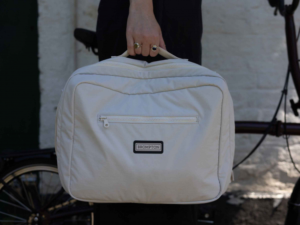 Brompton Backpack Medium Ivory