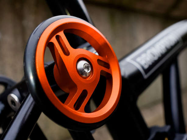 Brompton Advance Roller Wielen ACPT Line Orange (Paar)