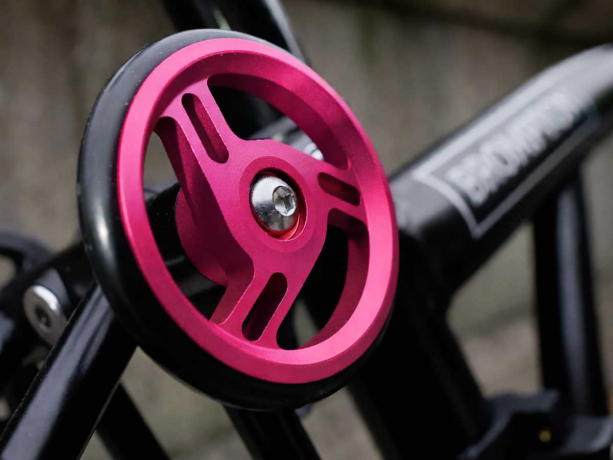 Brompton Advance Roller Wielen ACPT Line Pink (Paar)