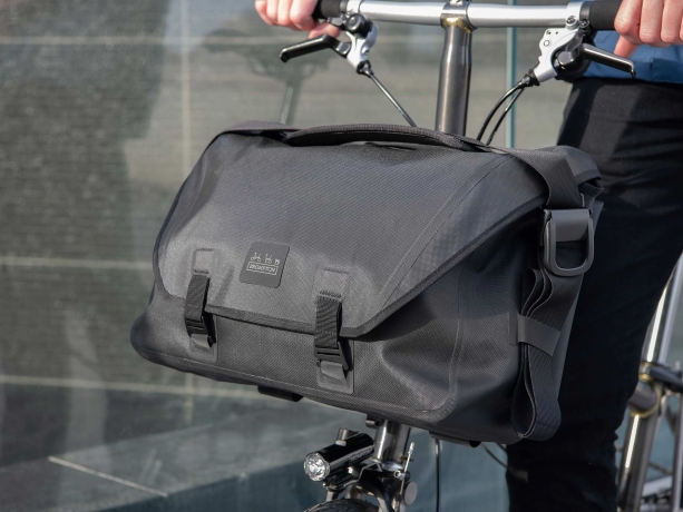 Brompton Metro Waterproof Bag L Zwart incl Frame