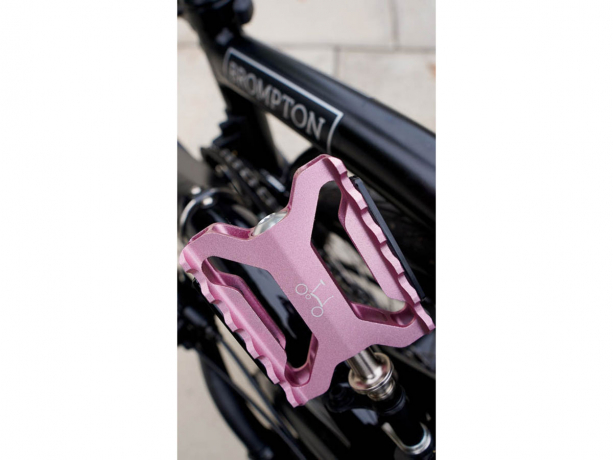 Brompton Superlichte Quick Release Trappers Pink